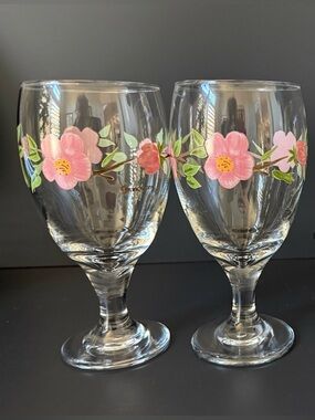 Franciscan Desert Rose Wine Goblets Set of 2 Cottagecore Floral Glass 7 3/8”
